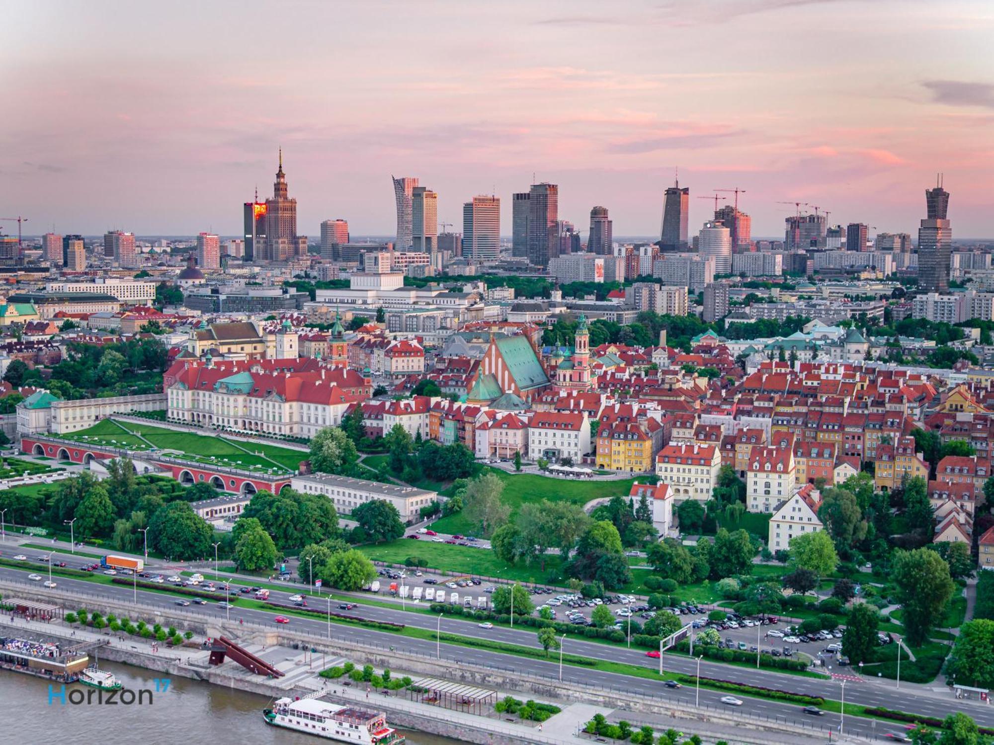 Luxury In Cozy Spacious Near Heart Of * Warszawa