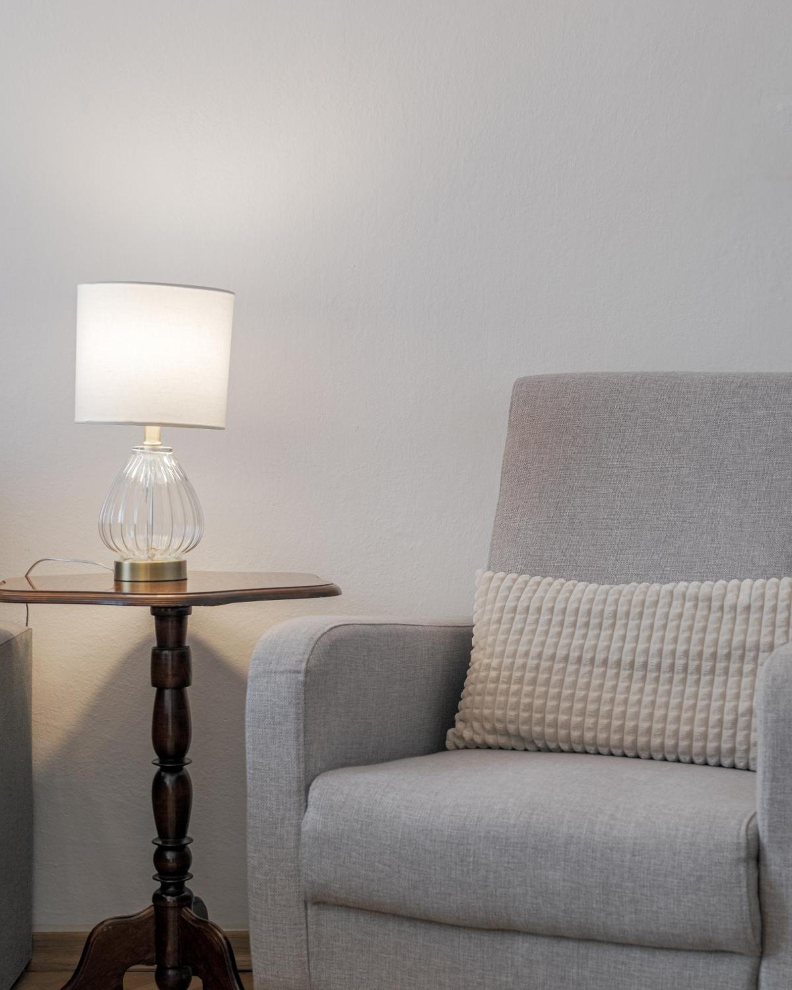 Apartment Luxury In Cozy Spacious Near Heart Of